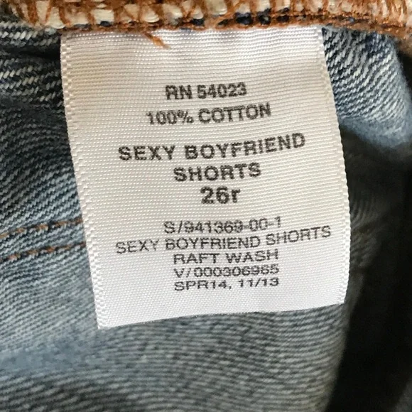Women's Gap 1969 Boyfriend Denim Shorts - Picture 6 of 6